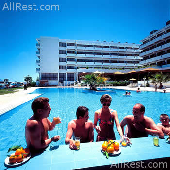Cavo Maris Hotel 